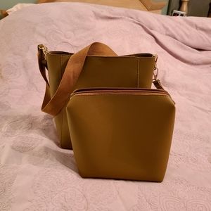 Bucket Bag w/Removable Insert New!